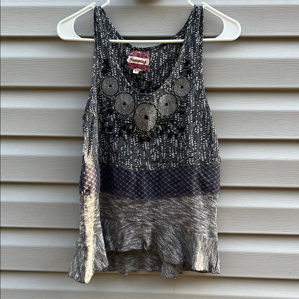 Anthropologie | Humming Embroidered Sleeveless Top size small